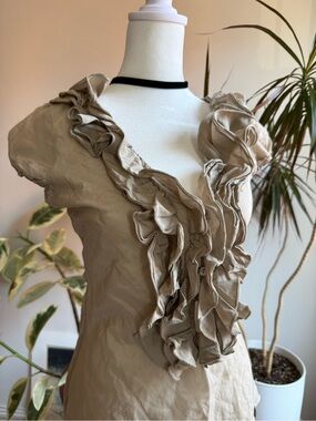 Yes Zee Silk Blend Ruffle Top Beige Romantic Y2K Fairy Blouse Size S